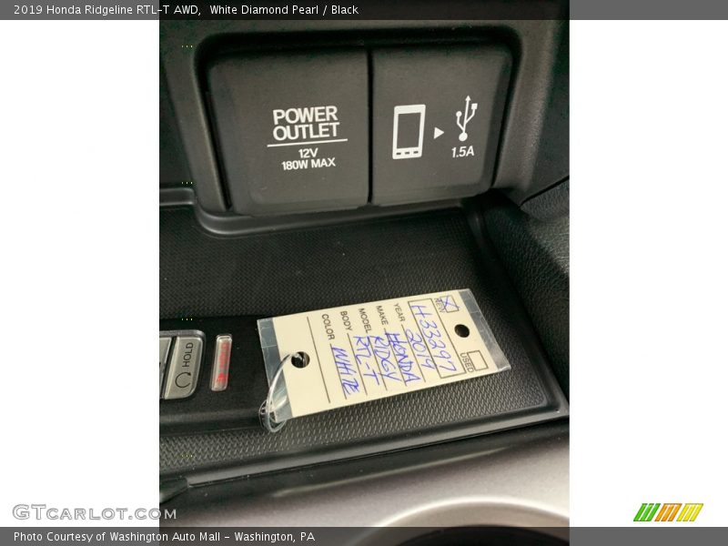 White Diamond Pearl / Black 2019 Honda Ridgeline RTL-T AWD