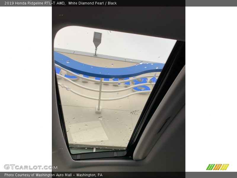White Diamond Pearl / Black 2019 Honda Ridgeline RTL-T AWD