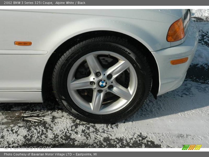 Alpine White / Black 2002 BMW 3 Series 325i Coupe