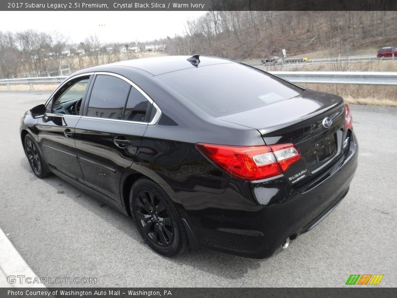 Crystal Black Silica / Warm Ivory 2017 Subaru Legacy 2.5i Premium