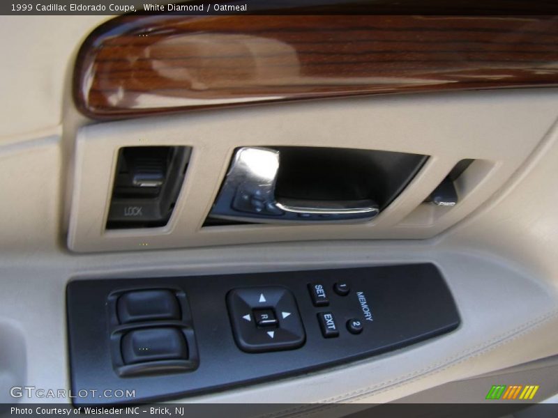 White Diamond / Oatmeal 1999 Cadillac Eldorado Coupe