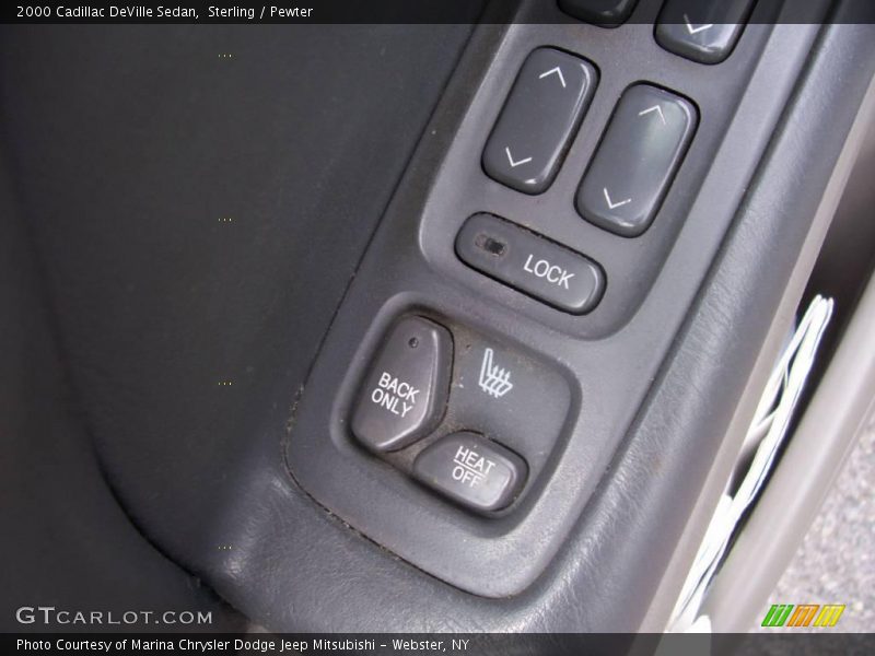 Sterling / Pewter 2000 Cadillac DeVille Sedan