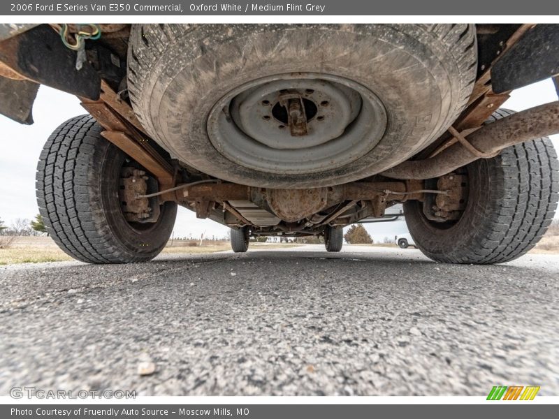 Oxford White / Medium Flint Grey 2006 Ford E Series Van E350 Commercial