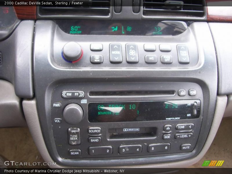 Sterling / Pewter 2000 Cadillac DeVille Sedan