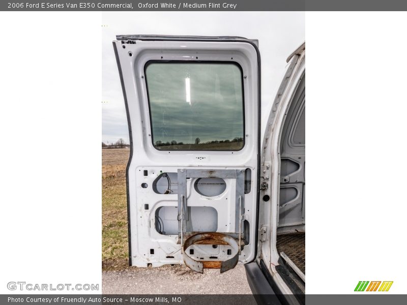 Oxford White / Medium Flint Grey 2006 Ford E Series Van E350 Commercial