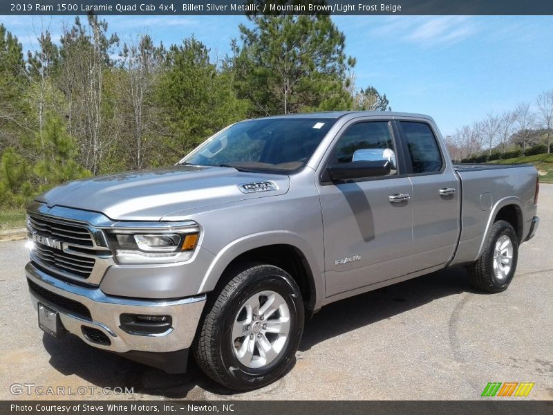 Front 3/4 View of 2019 1500 Laramie Quad Cab 4x4