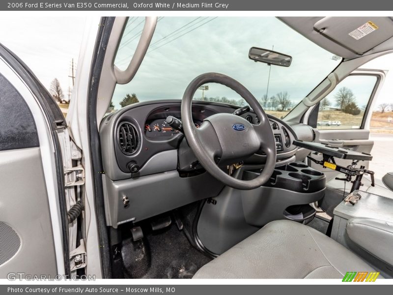Oxford White / Medium Flint Grey 2006 Ford E Series Van E350 Commercial