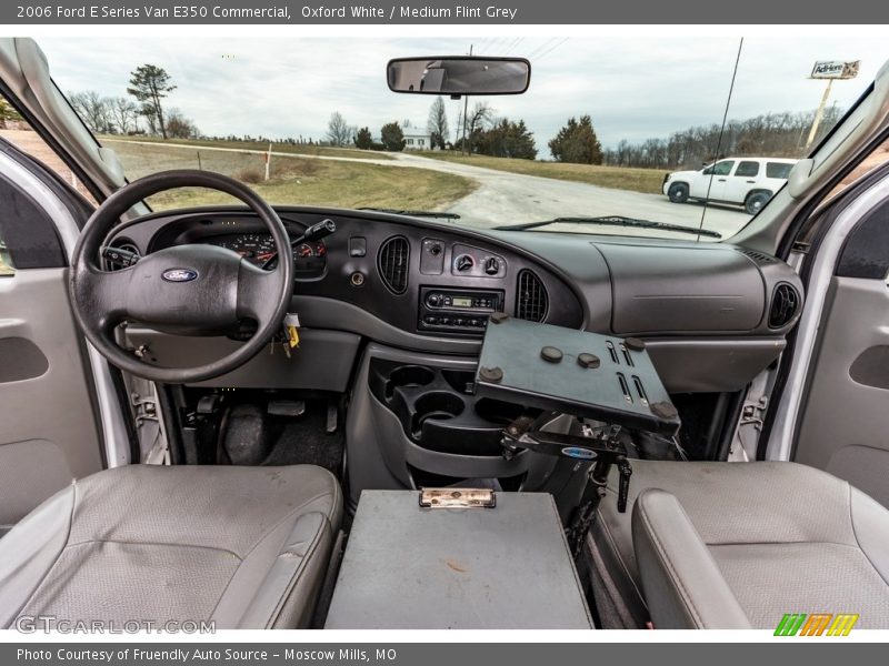 Oxford White / Medium Flint Grey 2006 Ford E Series Van E350 Commercial