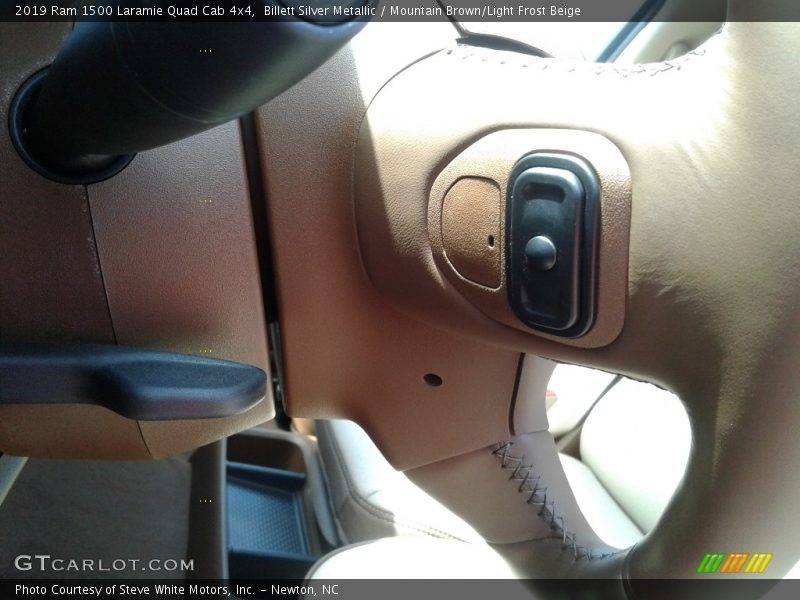 Billett Silver Metallic / Mountain Brown/Light Frost Beige 2019 Ram 1500 Laramie Quad Cab 4x4
