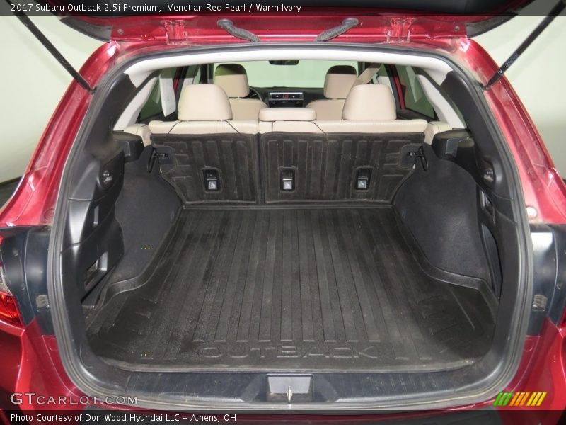 Venetian Red Pearl / Warm Ivory 2017 Subaru Outback 2.5i Premium