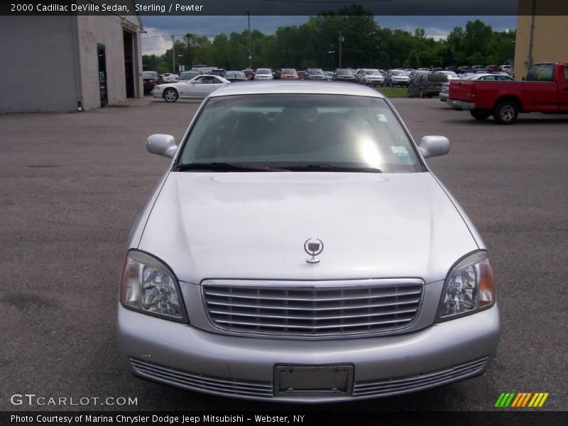 Sterling / Pewter 2000 Cadillac DeVille Sedan