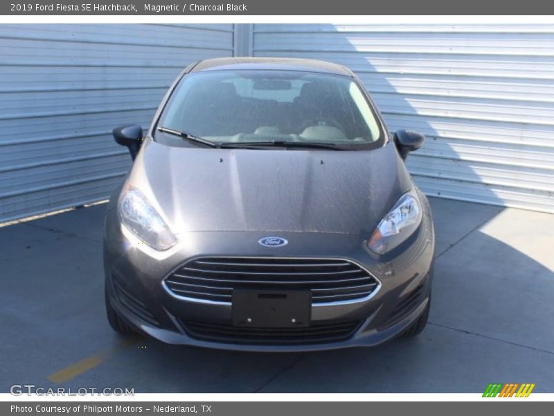 Magnetic / Charcoal Black 2019 Ford Fiesta SE Hatchback