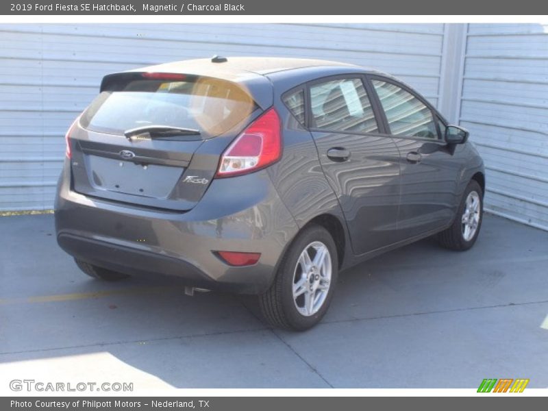 Magnetic / Charcoal Black 2019 Ford Fiesta SE Hatchback