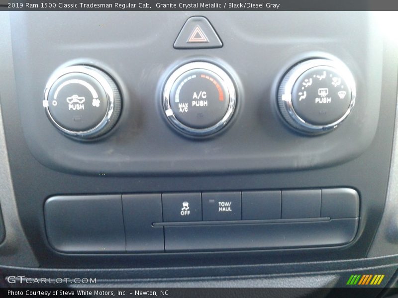 Granite Crystal Metallic / Black/Diesel Gray 2019 Ram 1500 Classic Tradesman Regular Cab