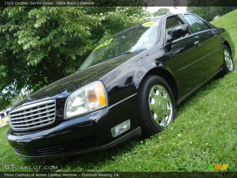 Sable Black / Oatmeal 2002 Cadillac DeVille Sedan