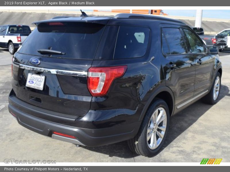 Agate Black / Medium Black 2019 Ford Explorer XLT