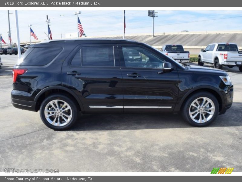Agate Black / Medium Black 2019 Ford Explorer XLT