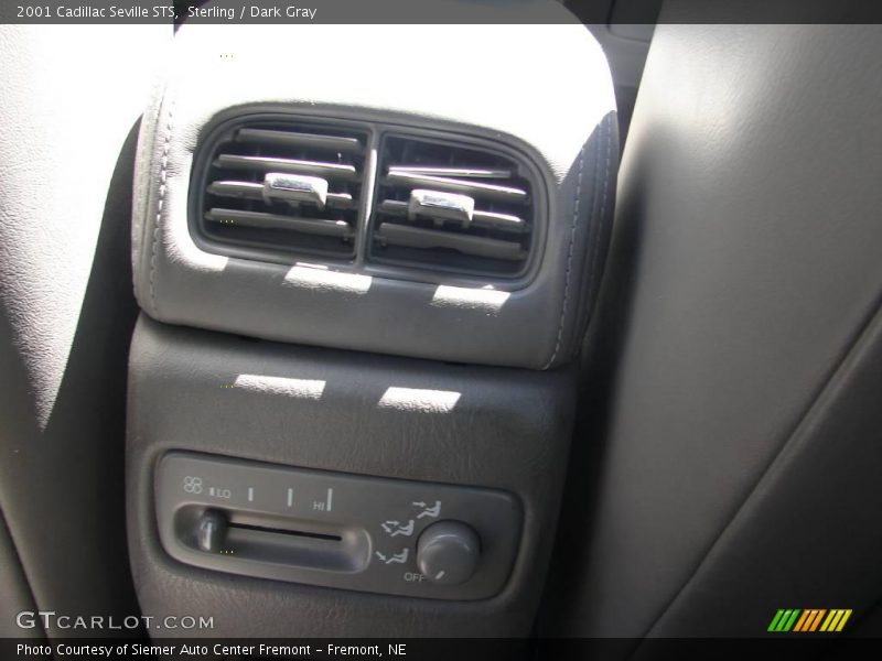 Sterling / Dark Gray 2001 Cadillac Seville STS
