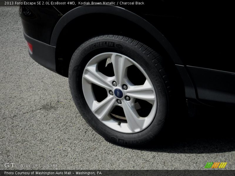 Kodiak Brown Metallic / Charcoal Black 2013 Ford Escape SE 2.0L EcoBoost 4WD