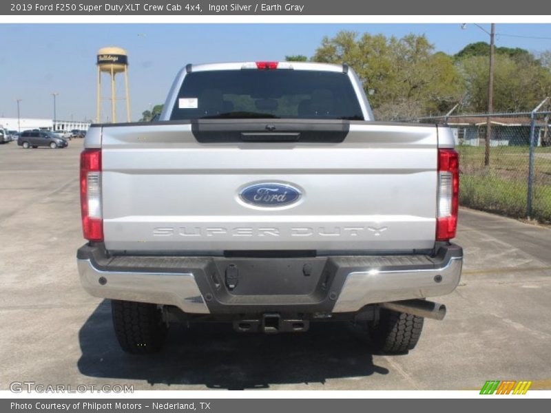 Ingot Silver / Earth Gray 2019 Ford F250 Super Duty XLT Crew Cab 4x4