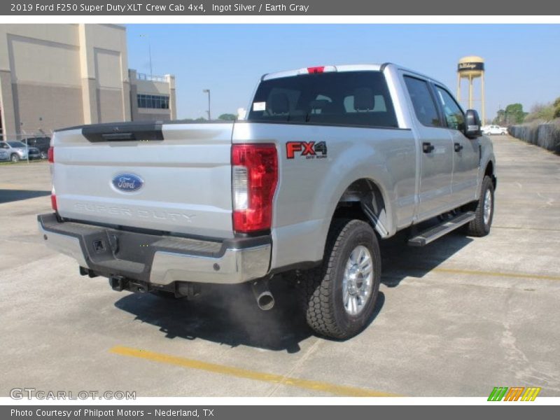 Ingot Silver / Earth Gray 2019 Ford F250 Super Duty XLT Crew Cab 4x4