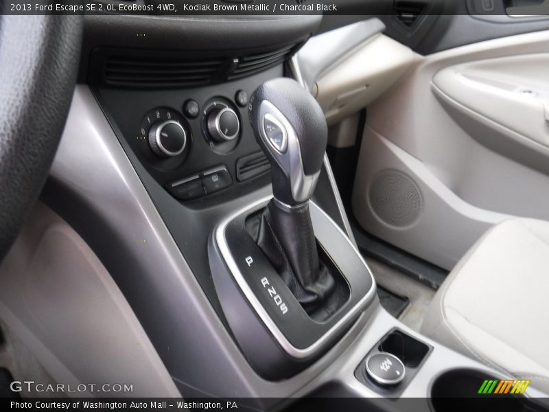 Kodiak Brown Metallic / Charcoal Black 2013 Ford Escape SE 2.0L EcoBoost 4WD