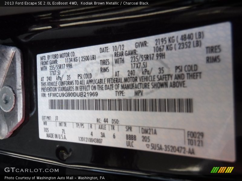 Kodiak Brown Metallic / Charcoal Black 2013 Ford Escape SE 2.0L EcoBoost 4WD