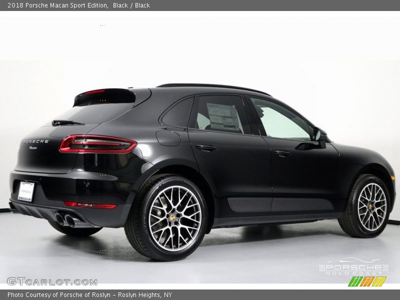 Black / Black 2018 Porsche Macan Sport Edition