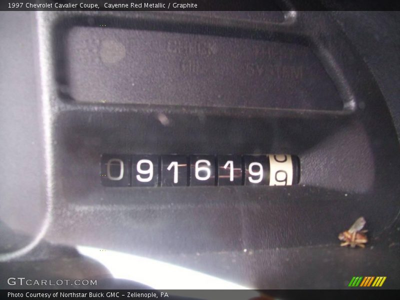 Cayenne Red Metallic / Graphite 1997 Chevrolet Cavalier Coupe