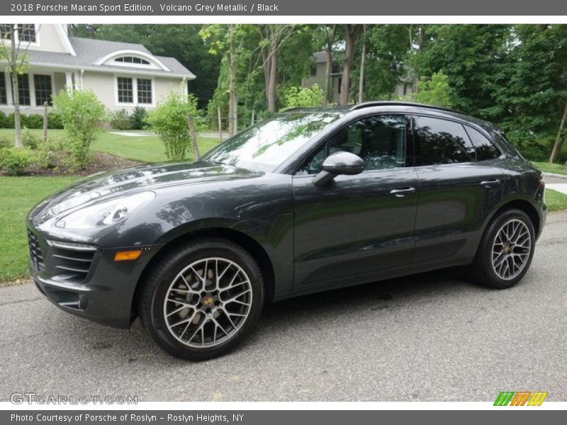 Volcano Grey Metallic / Black 2018 Porsche Macan Sport Edition