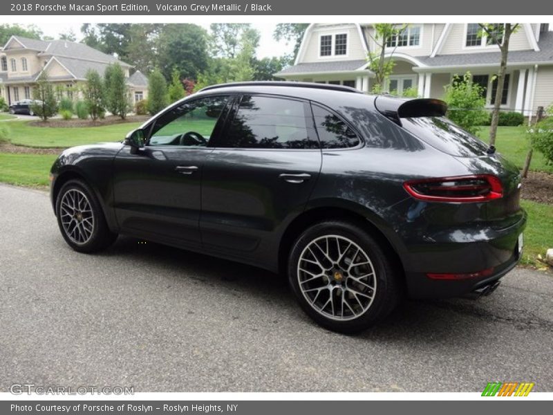 Volcano Grey Metallic / Black 2018 Porsche Macan Sport Edition