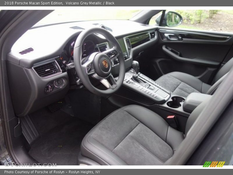 Volcano Grey Metallic / Black 2018 Porsche Macan Sport Edition