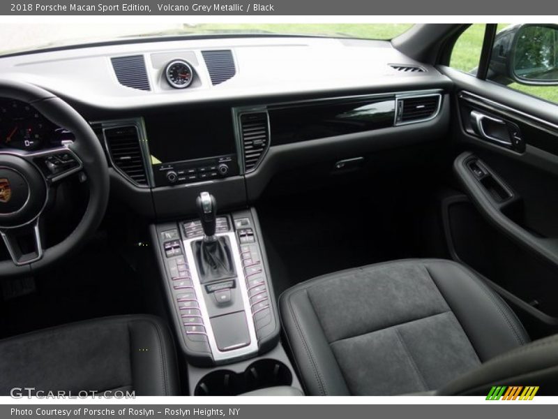 Volcano Grey Metallic / Black 2018 Porsche Macan Sport Edition