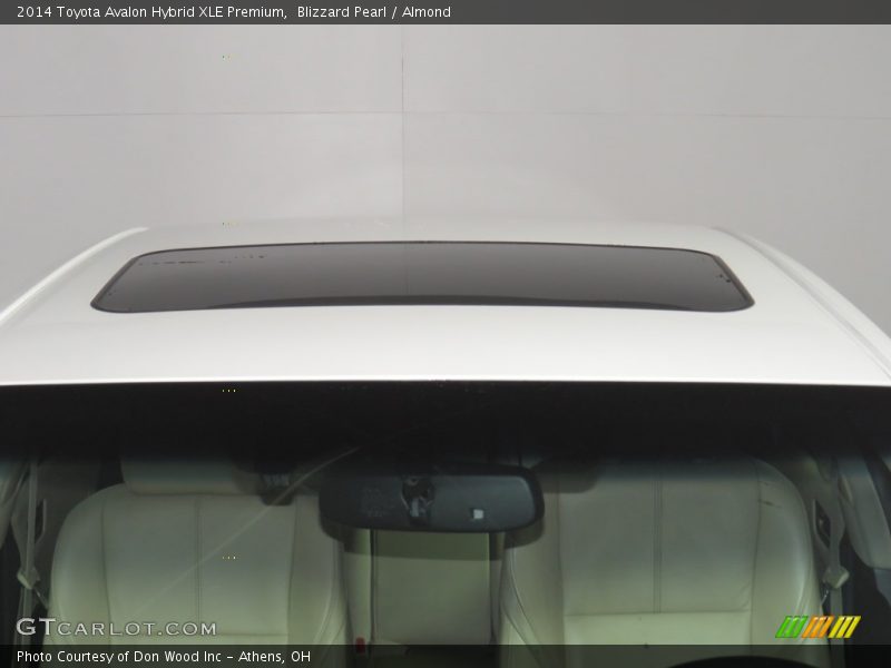 Blizzard Pearl / Almond 2014 Toyota Avalon Hybrid XLE Premium