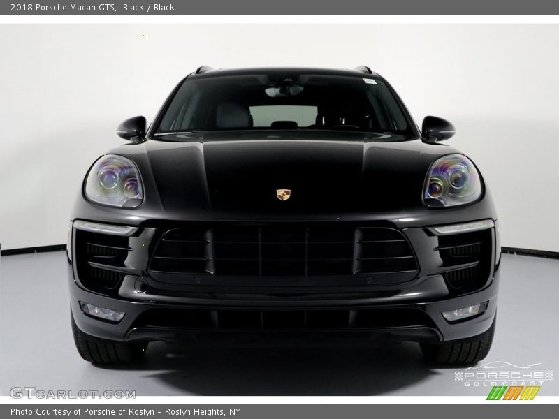 Black / Black 2018 Porsche Macan GTS