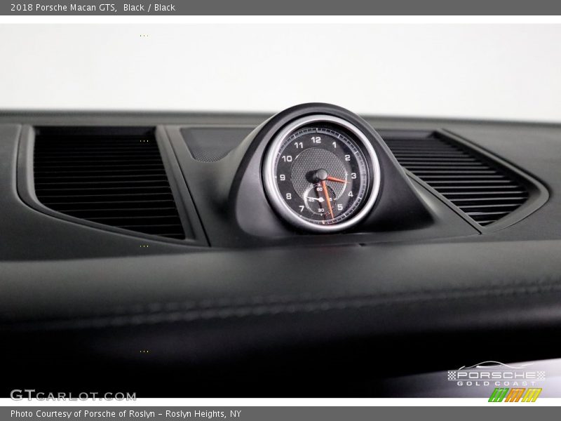 Black / Black 2018 Porsche Macan GTS