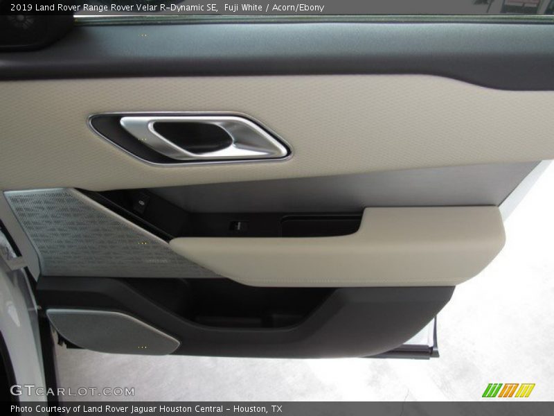 Fuji White / Acorn/Ebony 2019 Land Rover Range Rover Velar R-Dynamic SE