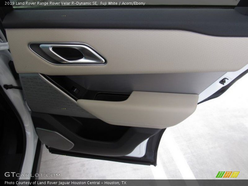 Fuji White / Acorn/Ebony 2019 Land Rover Range Rover Velar R-Dynamic SE