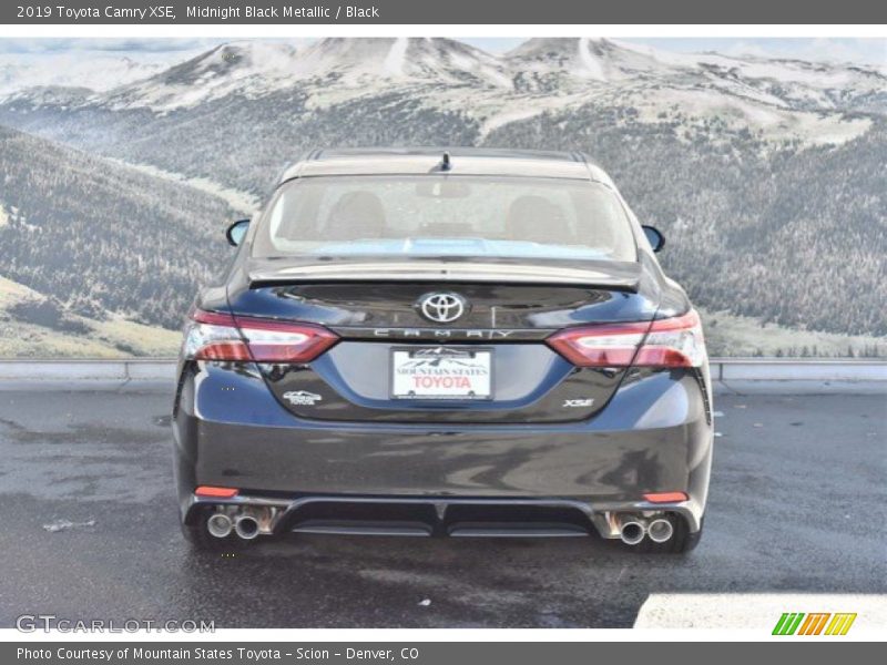 Midnight Black Metallic / Black 2019 Toyota Camry XSE