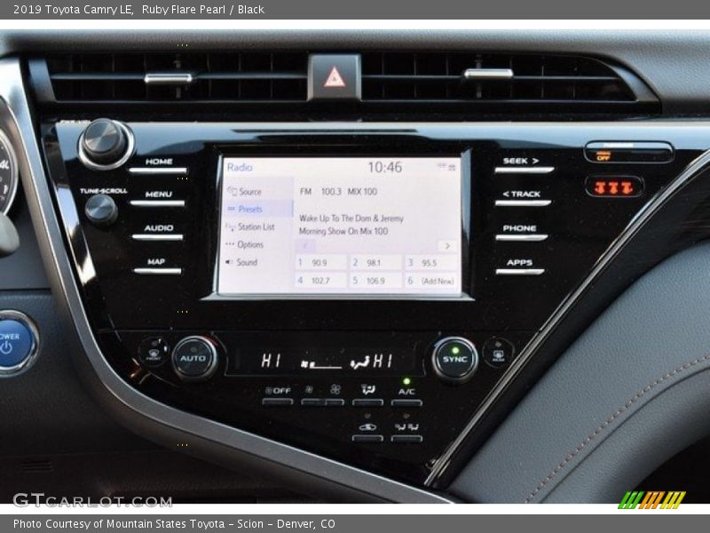Ruby Flare Pearl / Black 2019 Toyota Camry LE