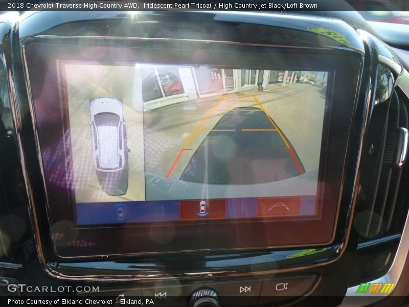 Iridescent Pearl Tricoat / High Country Jet Black/Loft Brown 2018 Chevrolet Traverse High Country AWD