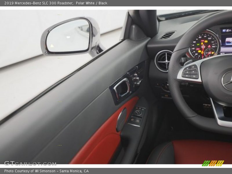 Polar White / Black 2019 Mercedes-Benz SLC 300 Roadster