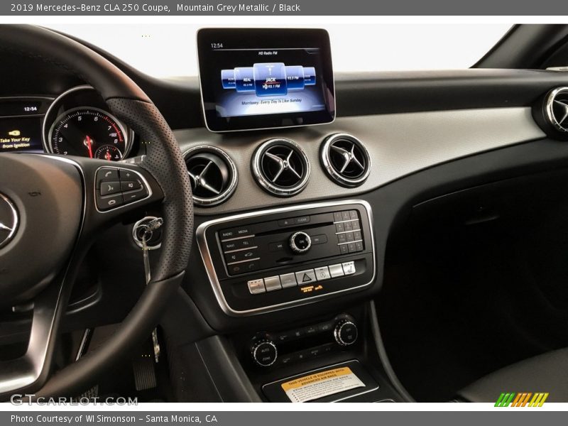 Mountain Grey Metallic / Black 2019 Mercedes-Benz CLA 250 Coupe