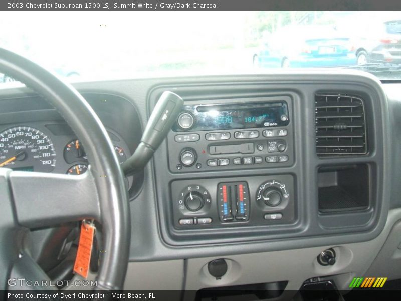 Summit White / Gray/Dark Charcoal 2003 Chevrolet Suburban 1500 LS