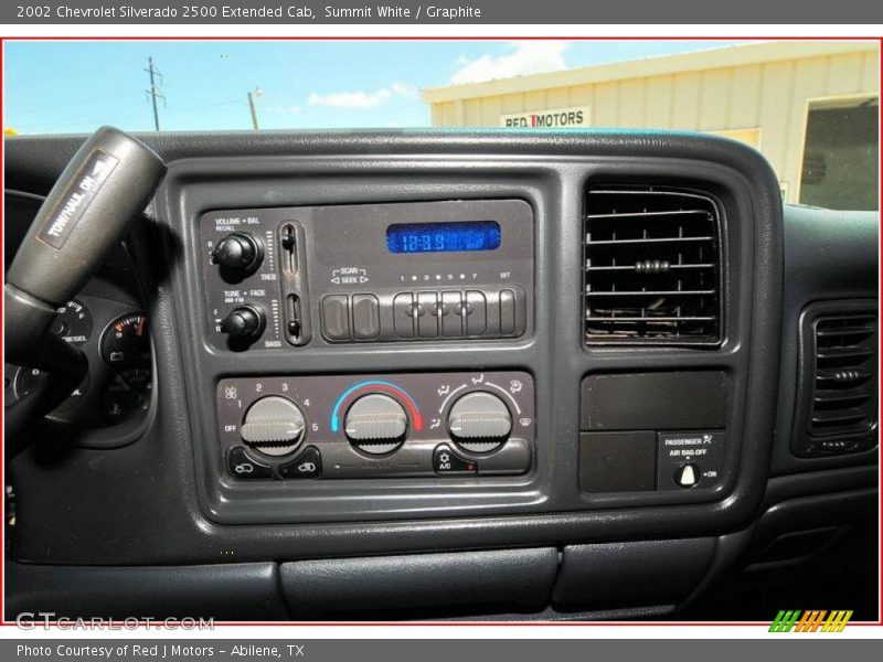 Summit White / Graphite 2002 Chevrolet Silverado 2500 Extended Cab