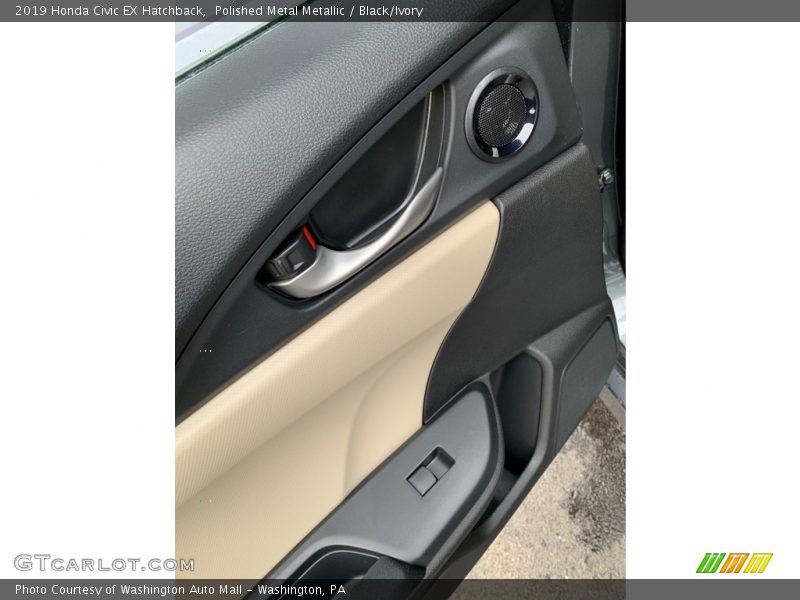 Polished Metal Metallic / Black/Ivory 2019 Honda Civic EX Hatchback