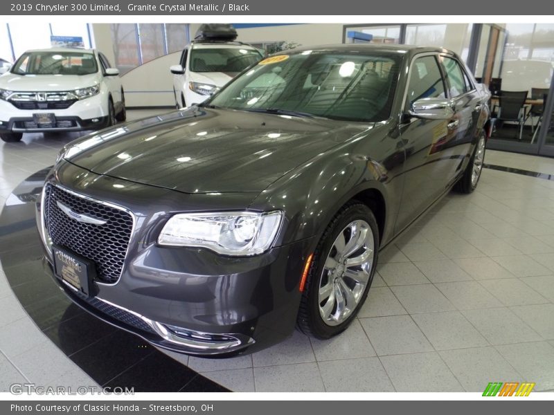 Granite Crystal Metallic / Black 2019 Chrysler 300 Limited