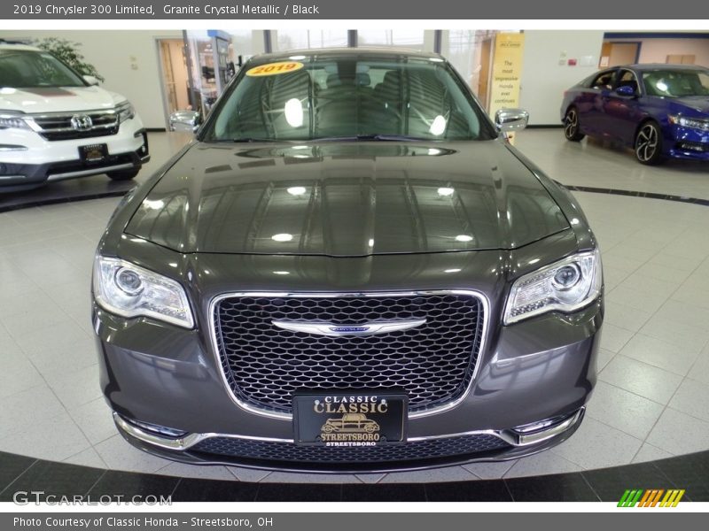 Granite Crystal Metallic / Black 2019 Chrysler 300 Limited