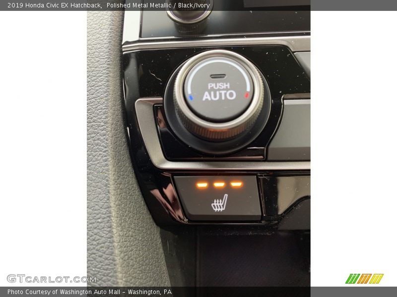 Polished Metal Metallic / Black/Ivory 2019 Honda Civic EX Hatchback