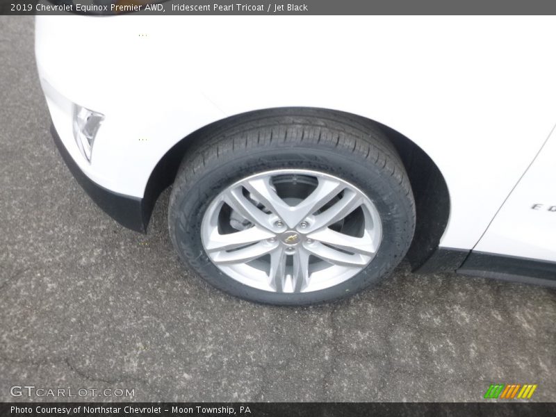 Iridescent Pearl Tricoat / Jet Black 2019 Chevrolet Equinox Premier AWD